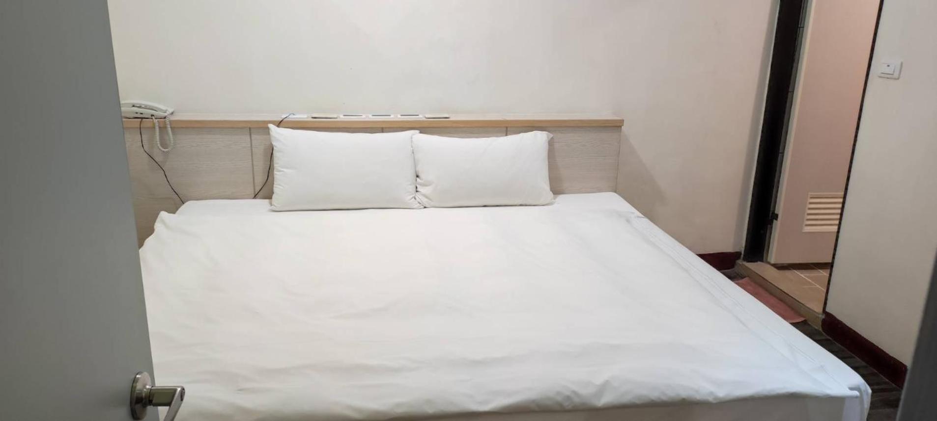 微旅時尚旅店 Hotel Доулио Екстериор снимка