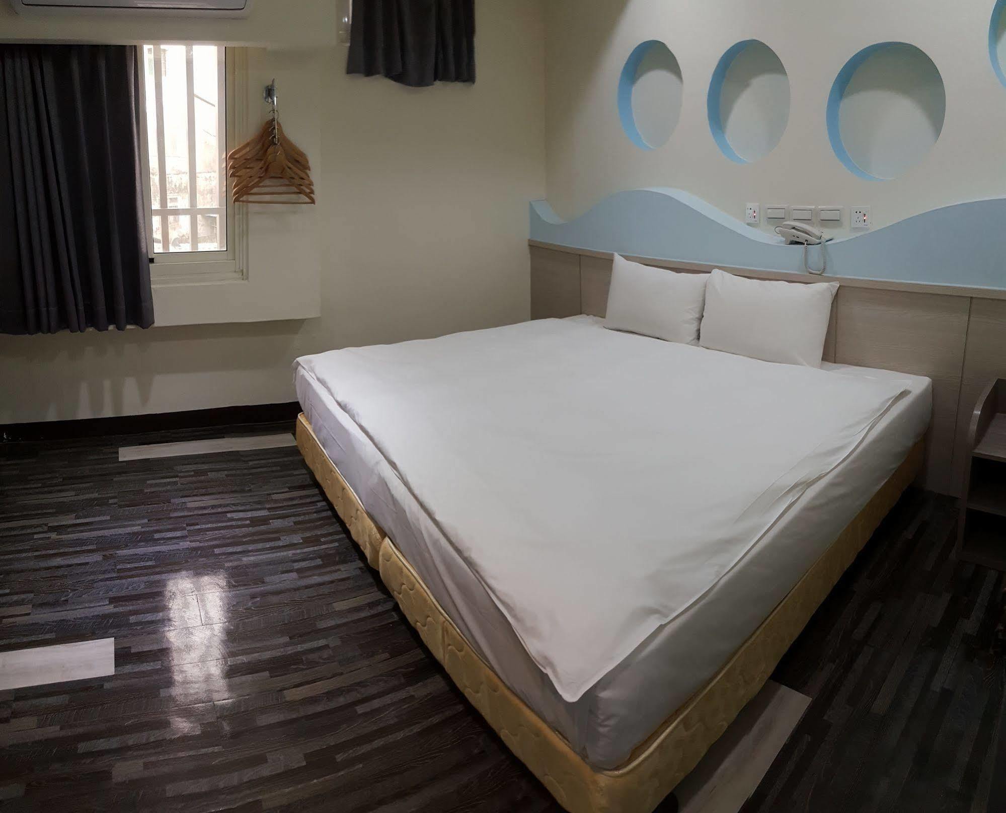 微旅時尚旅店 Hotel Доулио Екстериор снимка